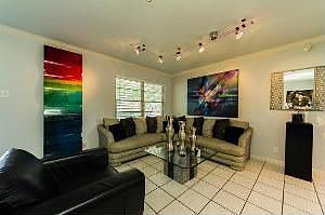 5th image of 1014 Miramar Pl