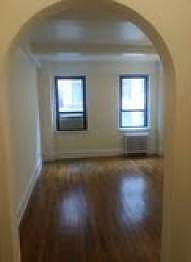 1st image of 11 Waverly Pl APT 5B