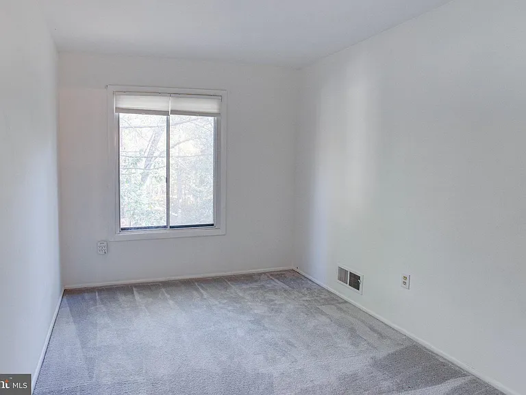 12303 Mulberry Ct — Photo 50