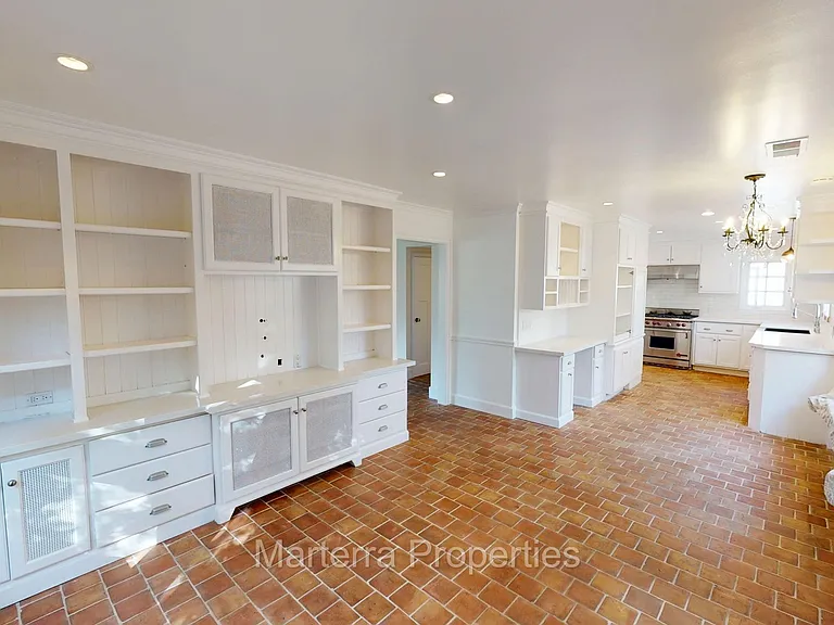 2761 Vista Umbrosa — Photo 6