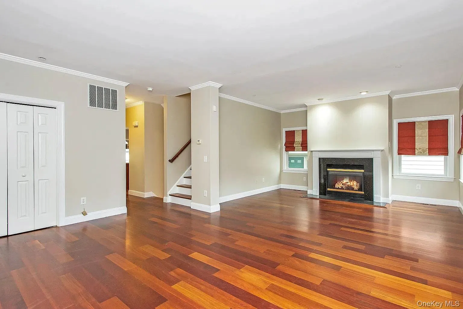 3 bed, 2.5 bath, 2720 sqft, $6,500 — Photo 4