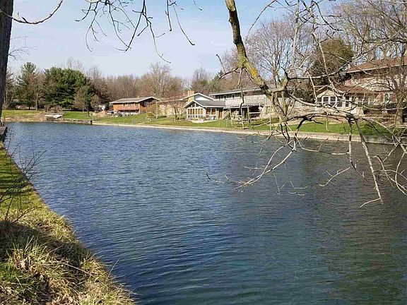 5th image of 54206 Laguna Dr