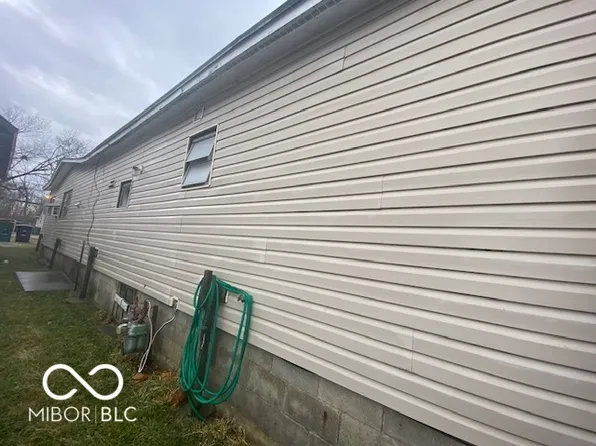 2714 S Liberty St, Muncie, IN 47302