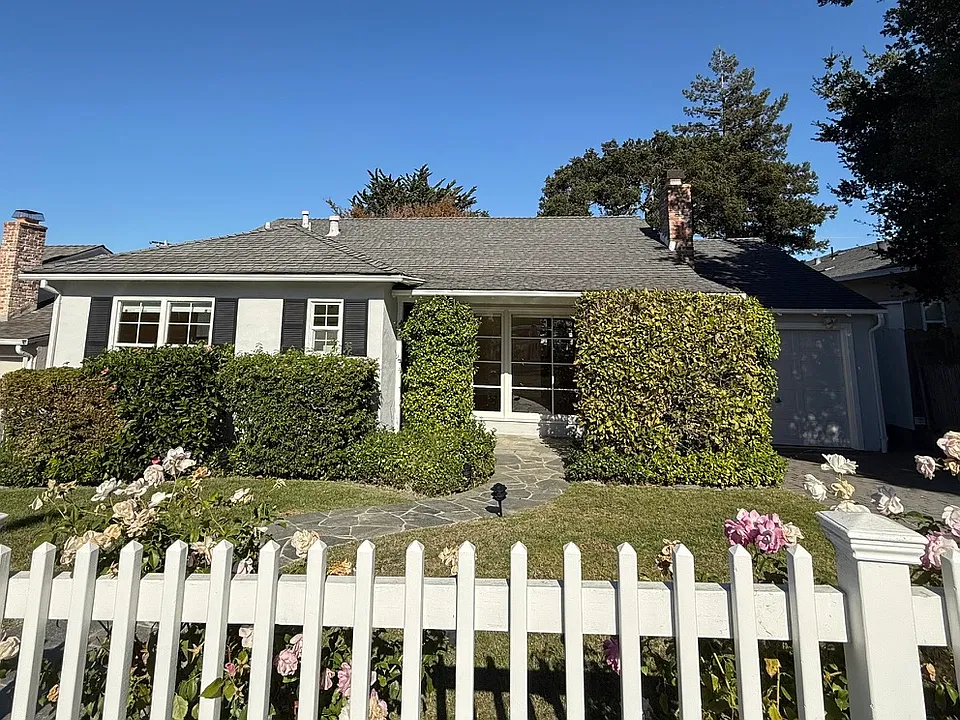 1231 Alameda De Las Pulgas