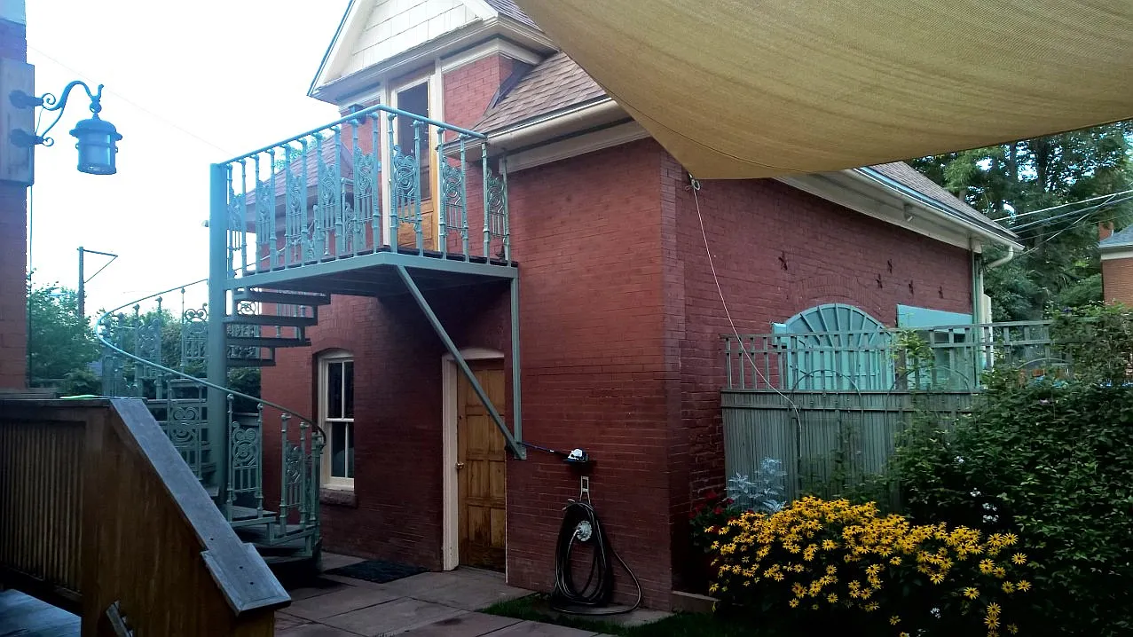 Studio, 600 sqft, $1,500 — Photo 3