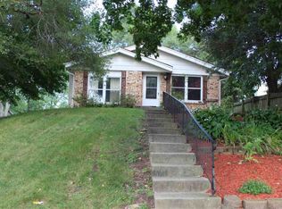 1302 28th St, Rockford, IL 61108