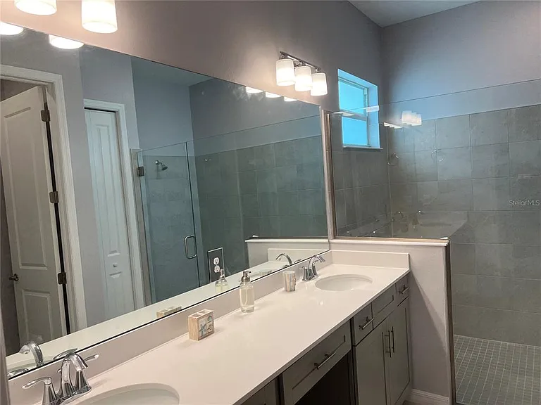 17535 Jadestone Ct — Photo 32