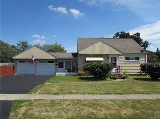 512 Huth Rd, Cheektowaga, NY 14225