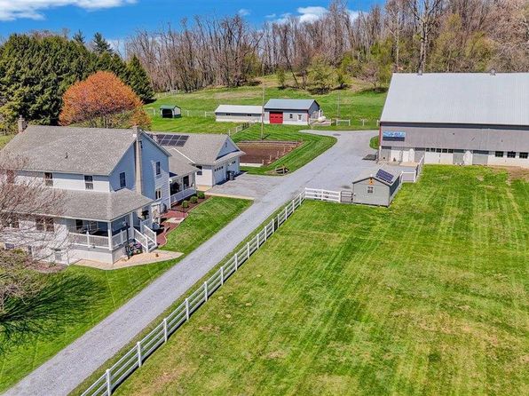 613 Georgetown Rd, Ronks, PA 17572