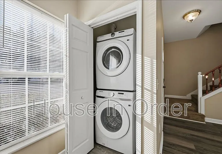 48 Ridgestone Cir — Photo 15