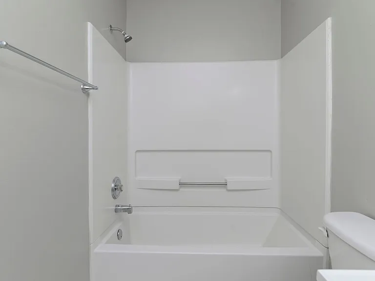 141 Wigmore Ln — Photo 22