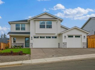 555 NW Cascade Mountain Dr, Dallas, OR 97338