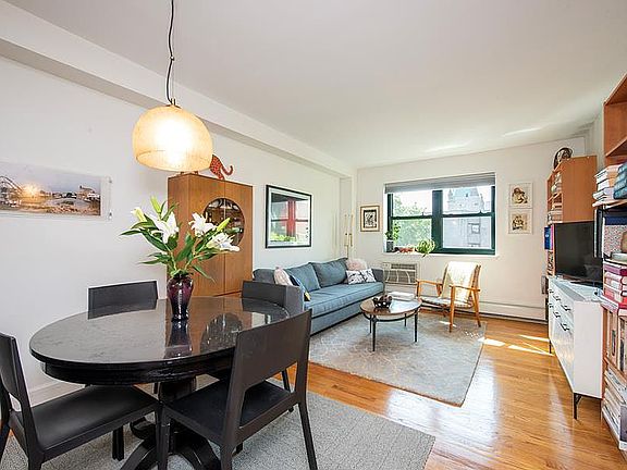 5th image of 1885 Lexington Ave APT 6D