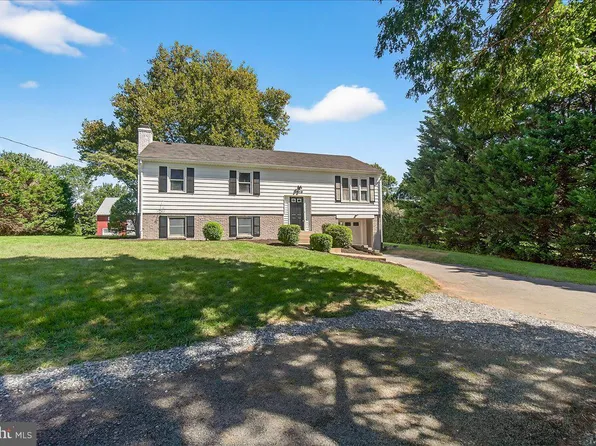 8819 Damascus Rd, Damascus, MD 20872