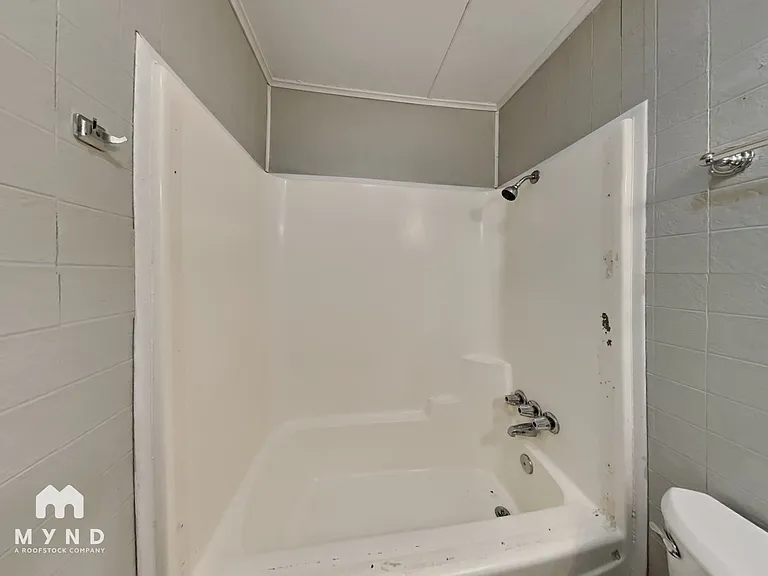 2225 Lisa Ann Dr SE — Photo 16