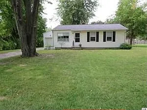 1004 Willow St photo 1