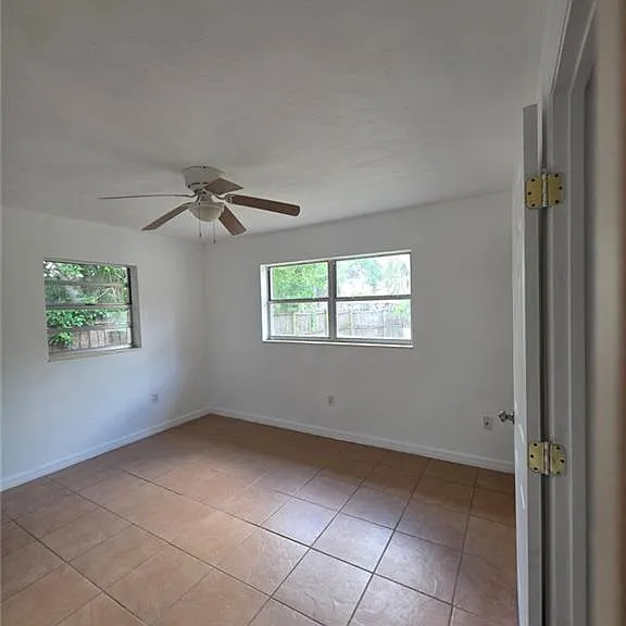 2103 Unity Ave — Photo 18