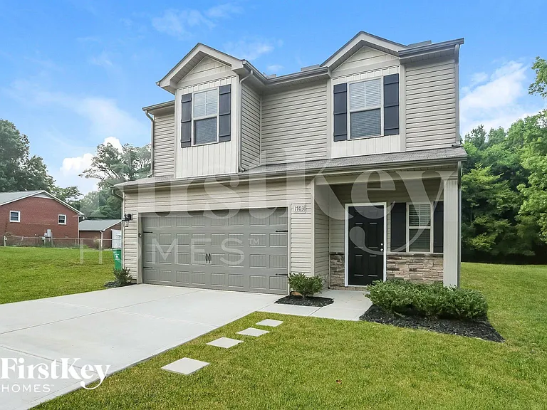 1703 Rocky River Rd — Photo 3