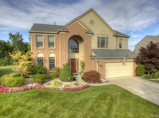 45325 Seabrook Dr, Canton, MI 48188