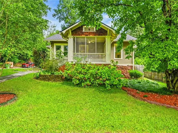 1607 Carroll Dr NW, Atlanta, GA 30318