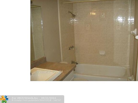4th image of 10701 Royal Palm Blvd APT 5