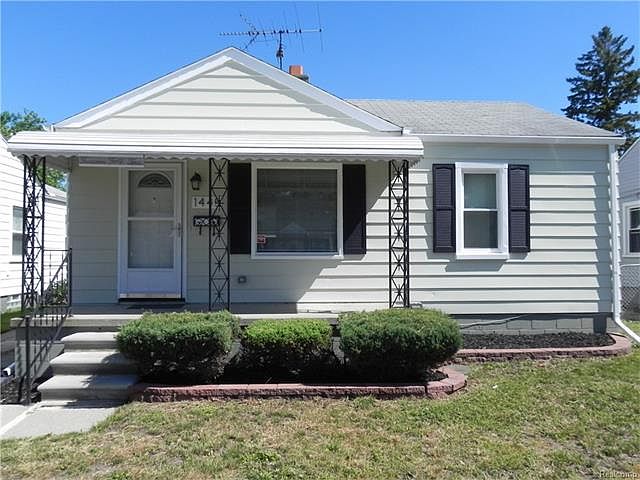 1st image of 1445 E Evelyn Ave