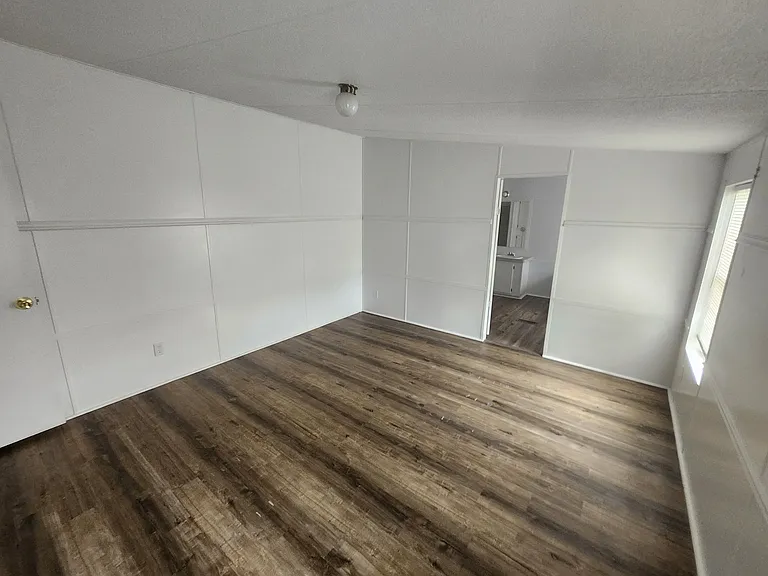 10011 SW 84th Ave — Photo 14