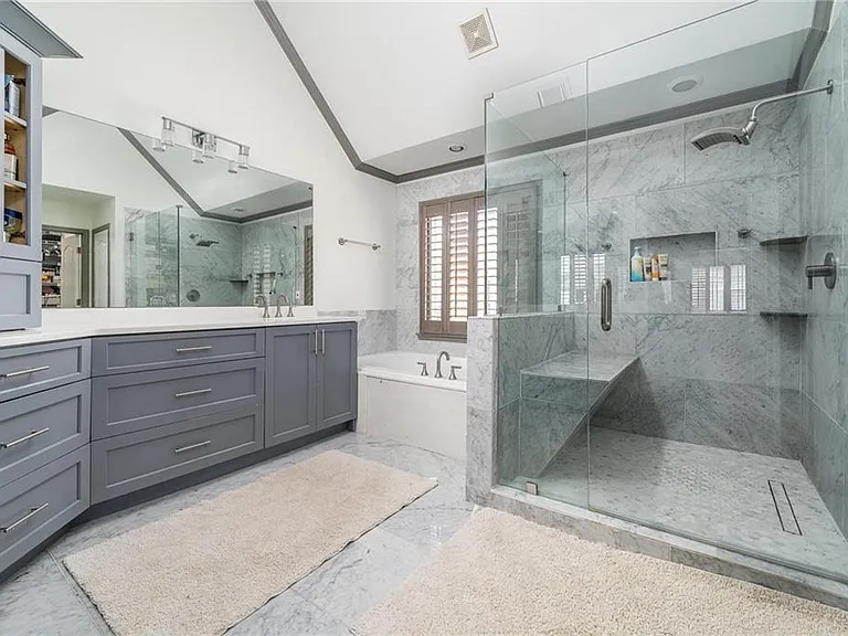 12553 Kensington Blvd — Photo 21