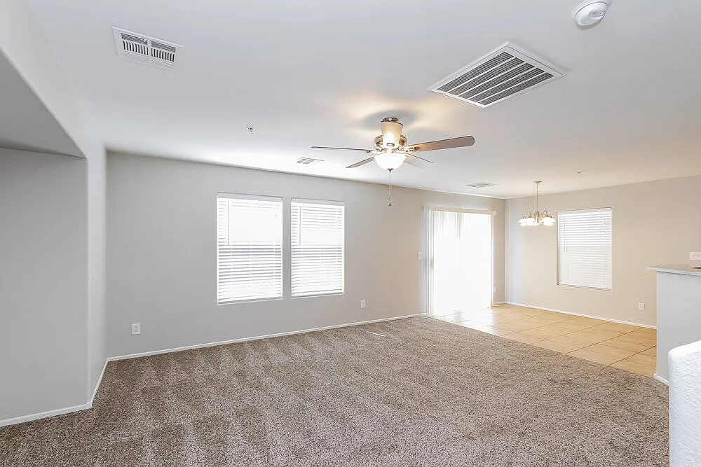 3 bed, 2.5 bath, 1493 sqft, $2,850 — Photo 4