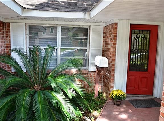 2nd image of 8806 Cedarspur Dr