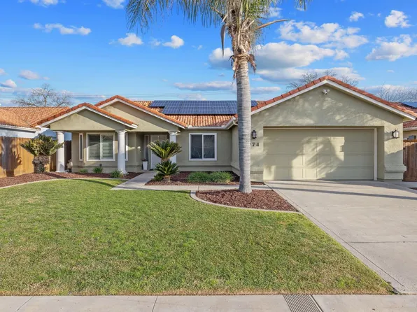 974 Cedarwood St, Hanford, CA 93230