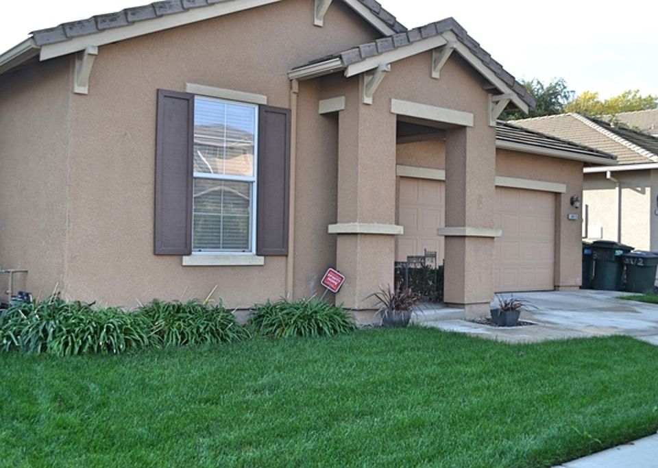 1st image of 3912 Sierra Gold Dr
