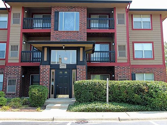 4th image of 322 Glenwood Dr APT 108