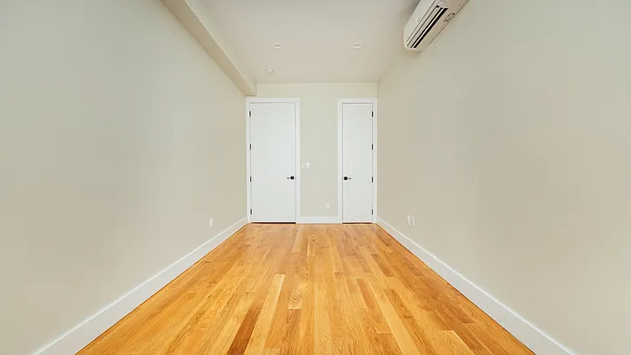 Rented by Nooklyn NYC LLC | media 11