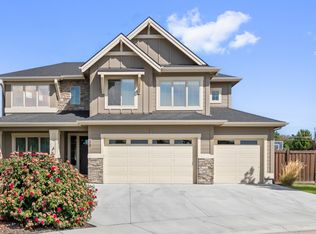 38 W Heston Dr, Meridian, ID 83646