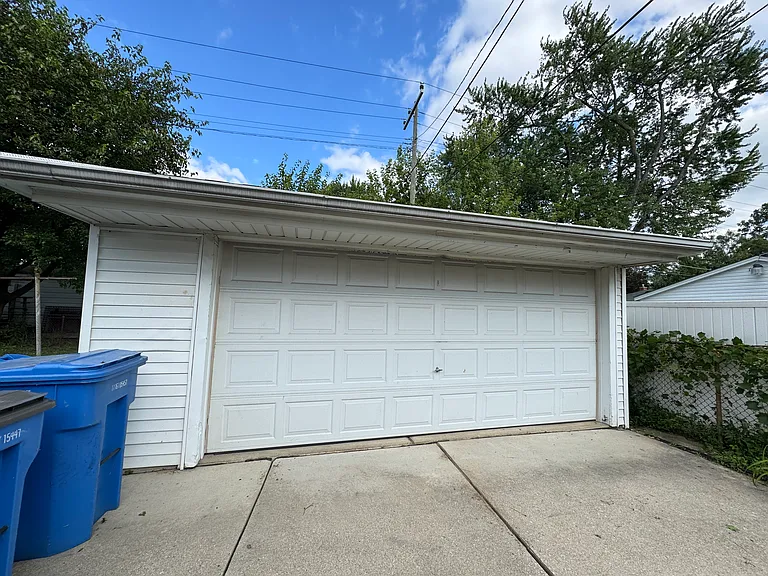 8300 Lochdale St — Photo 11
