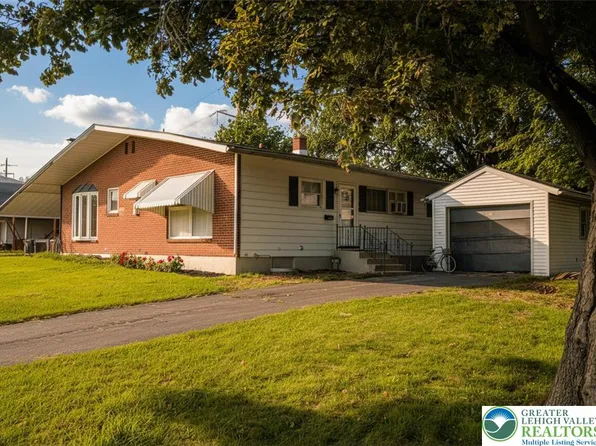 1706 Livingston St, Bethlehem, PA 18017