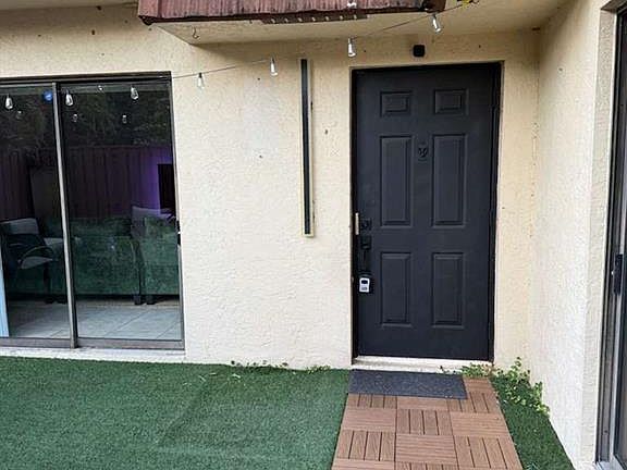 3rd image of 5236 Cedarbend Dr APT 3