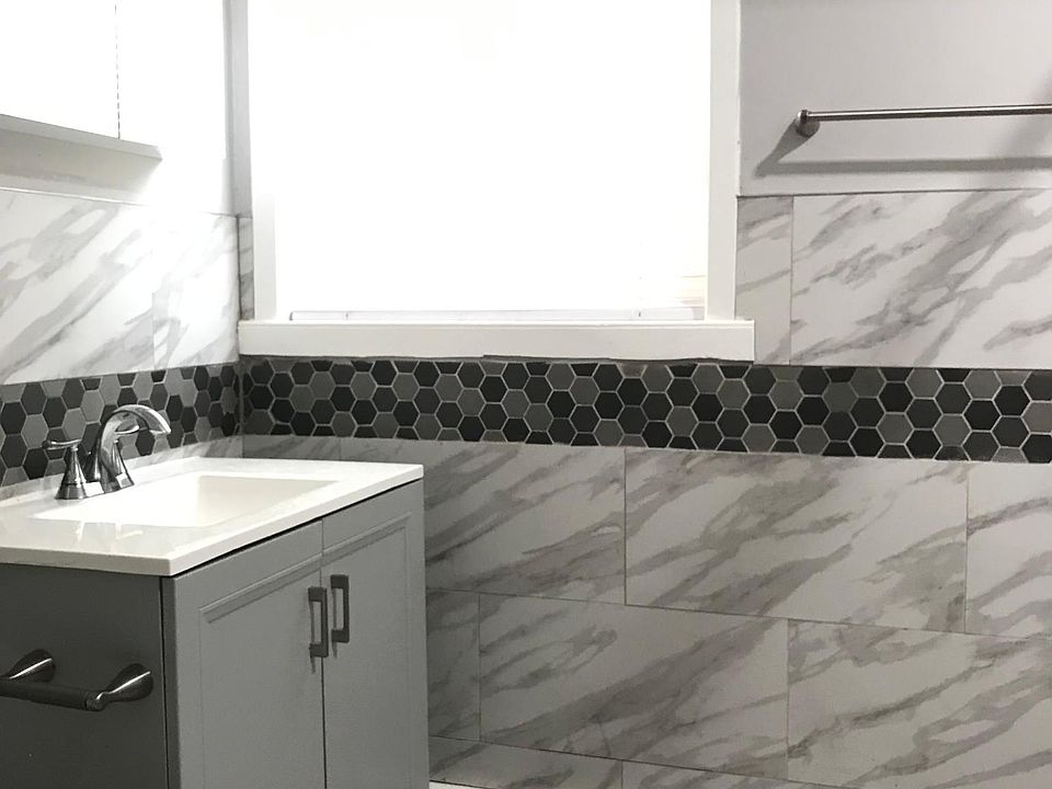 1st image of 14 Truman Ave #1