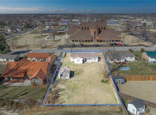 1412 W Cypress St, Rogers, AR 72758