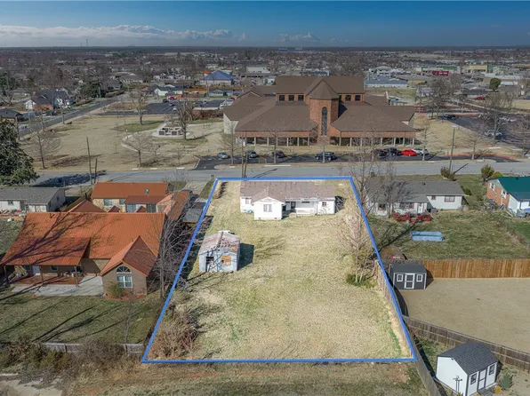 1412 W Cypress St, Rogers, AR 72758