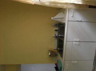 2177 S 89th St, West Allis, WI 53227