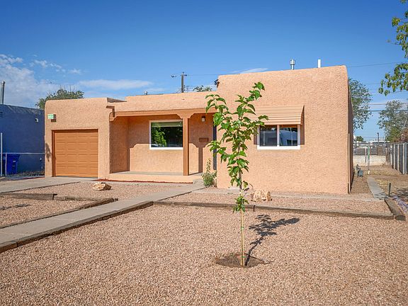 2nd image of 209 Cardenas Dr NE