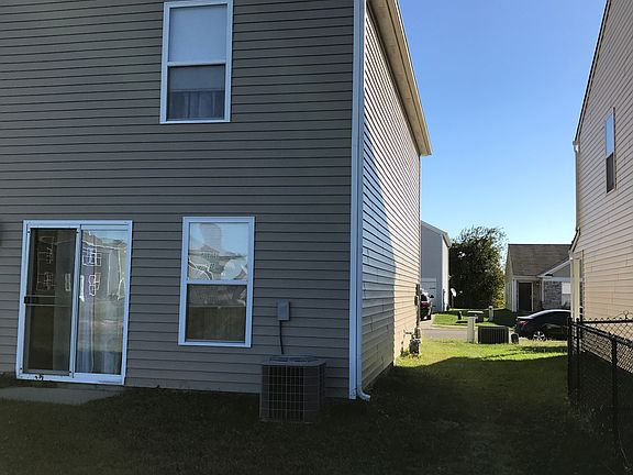 5th image of 949 Belvedere Dr