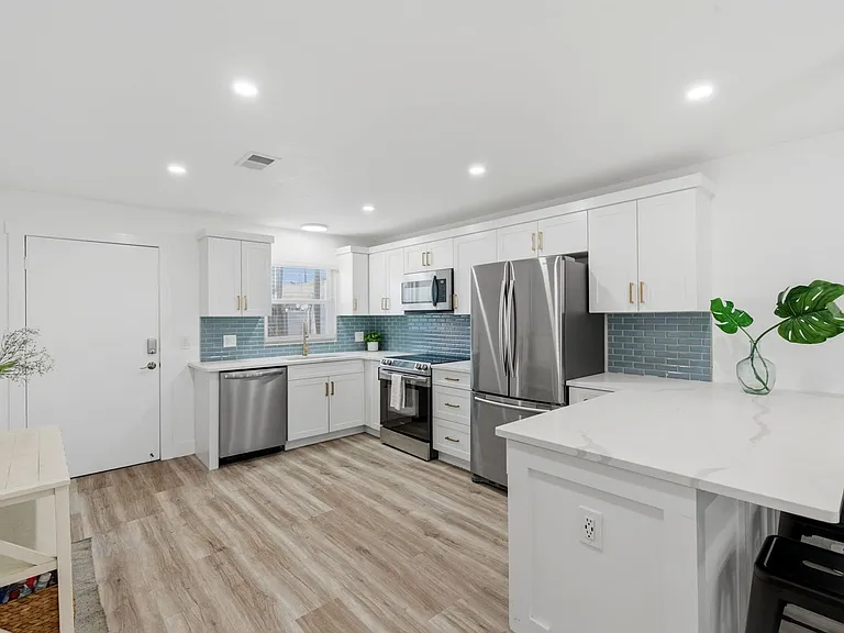 7003 Sunset Way #4 — Photo 8