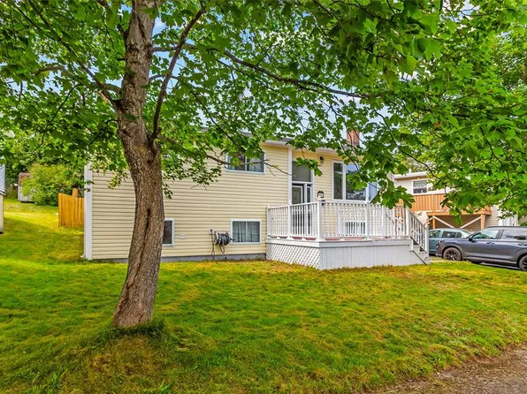 42 Kennedy Road, St. John's, NL A1E2G8