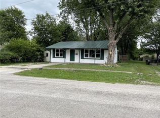 403 S Vine St, Holden, MO 64040