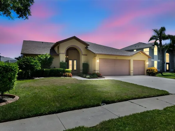 4964 Edgewater Ln, Oldsmar, FL 34677