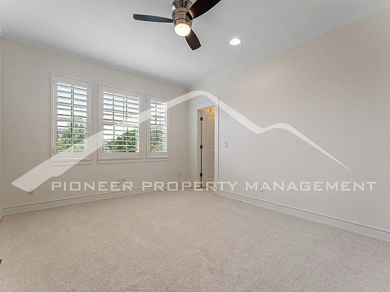 9151 E 29th Ave — Photo 26