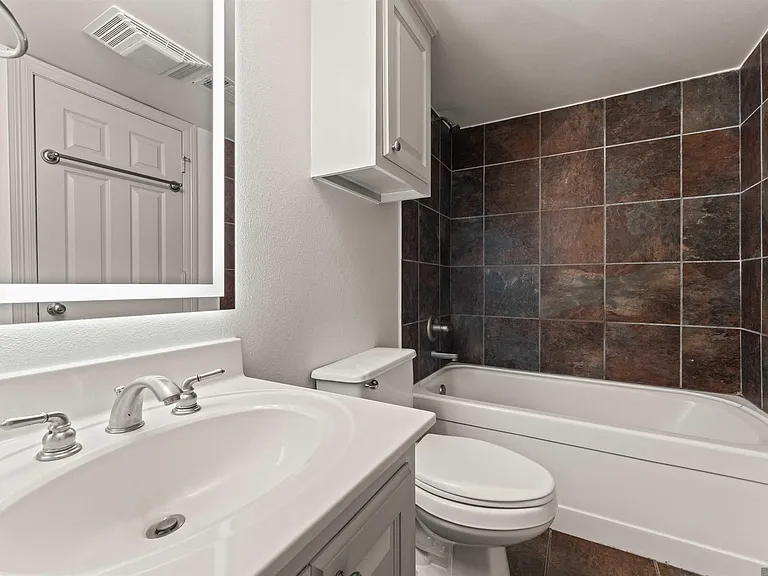2045 N 3rd St #135 — Photo 9